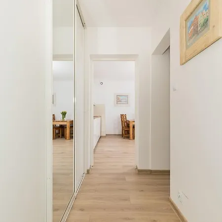 Jantar -port Ul. Westerplatte Kołobrzeg